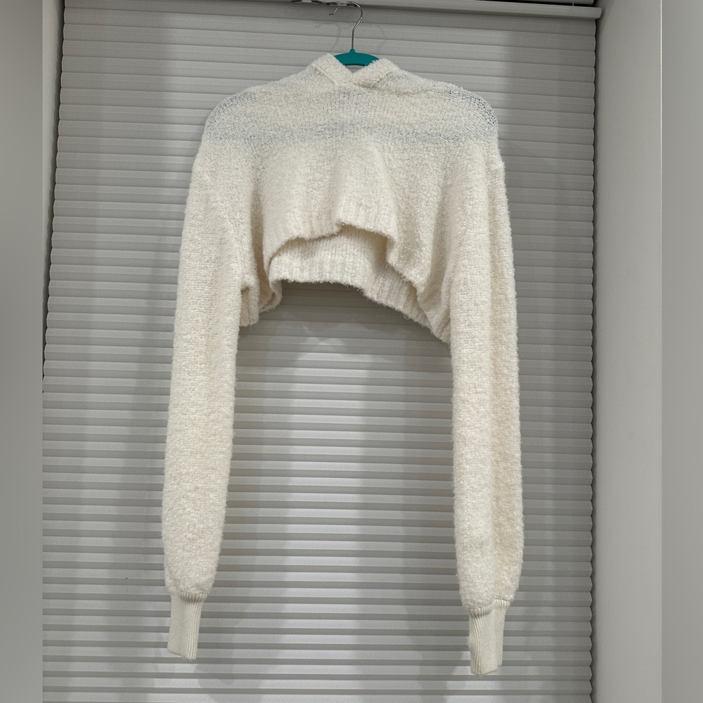 White fuzzy long sleeve crop hoodie